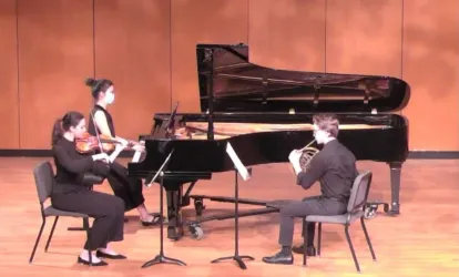 Hao Zhen at her trio performance