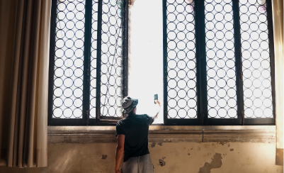 Need advice on finding Grad Travel Images