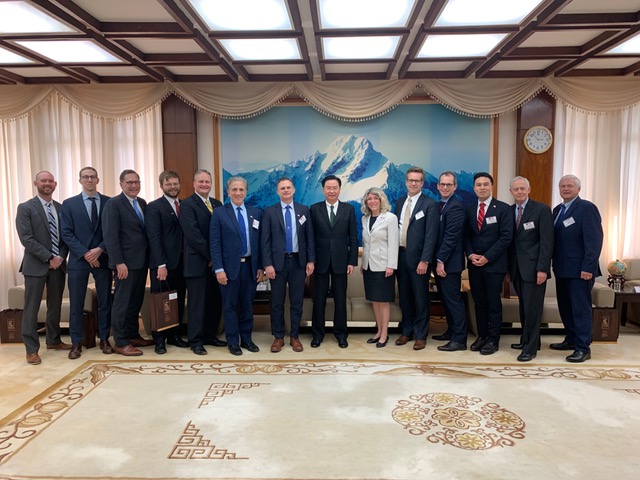 U.S. academic visitors with Taiwanese Minister of Foreign Affairs