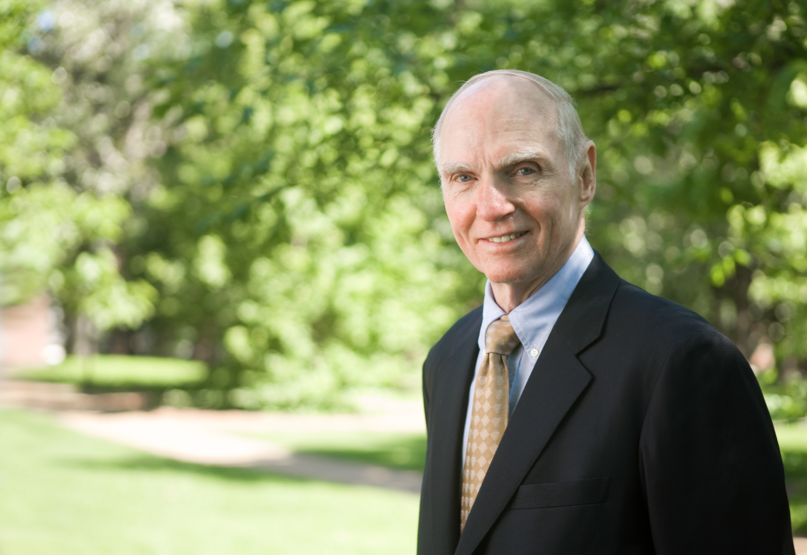 H. Rodes Hart portrait taken on campus in 2009