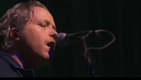 Jason Isbell and the 400 Unit performed a remote tribute concert for Vanderbilt staff, faculty and students.