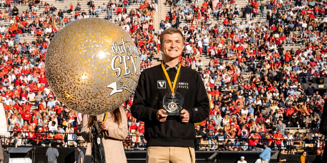 Blake Christiansen Outstanding Senior 2022