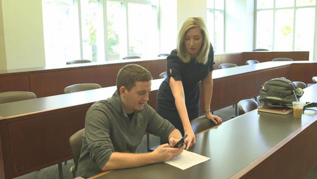 Veteran Alyssa Hartley is continuing her education at Vanderbilt University through the Bass Military Scholars Program. (image courtesy CBS News)