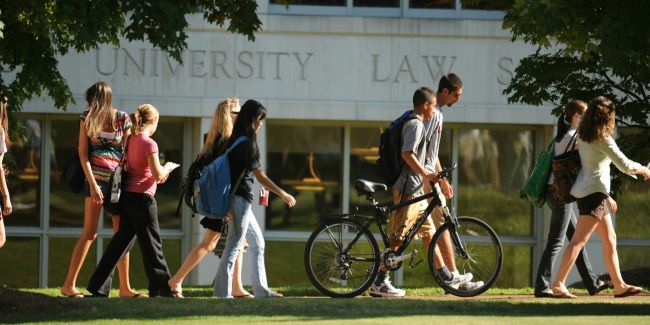 Everything you need to know about getting around campus and Nashville 