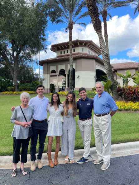 Lauren Grohowski and her family (Submitted photo)