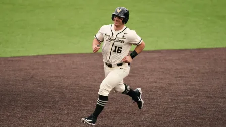 Jack Bulger heads for home, having hit it out of the park at Hawkins Field in his first senior-year at-bat. (Garrett Ohrenberg/Vanderbilt)
