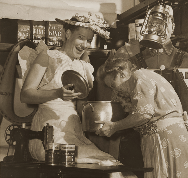 Vaughn, right, and the Grand Ole Opry’s Minnie Pearl pose at Nashville’s West End United Methodist Church for a promotional event in 1948. (VANDERBILT SPECIAL COLLECTIONS AND UNIVERSITY ARCHIVES)