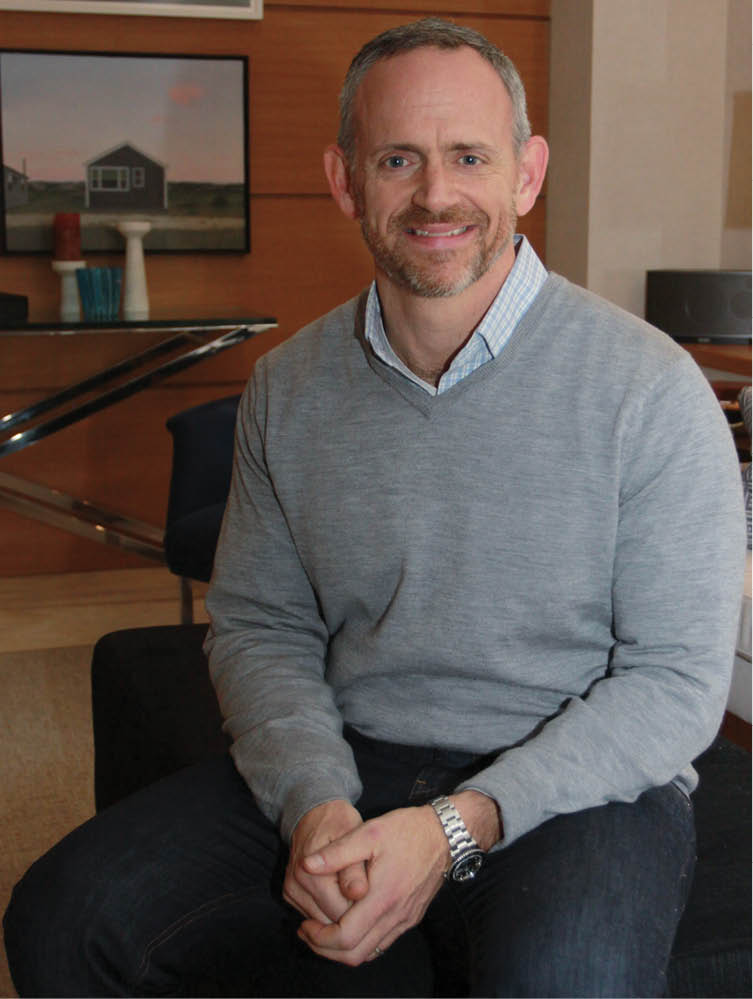 Wes Powell (SHIA LEVITT)