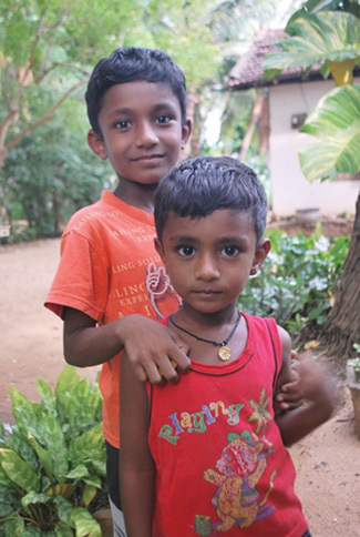 Photo of two Sri Lankan boys 