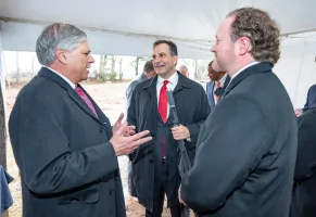 (L to r) Matt Kisber, chairman of Silicon Ranch; Vice Chancellor for Administration Eric Kopstain; and Matt Beasley, Owen'09, chief commercial officer, Silicon Ranch (John Russell/Vanderbilt University)