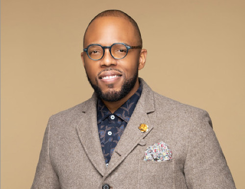 Photo portrait of Chezare