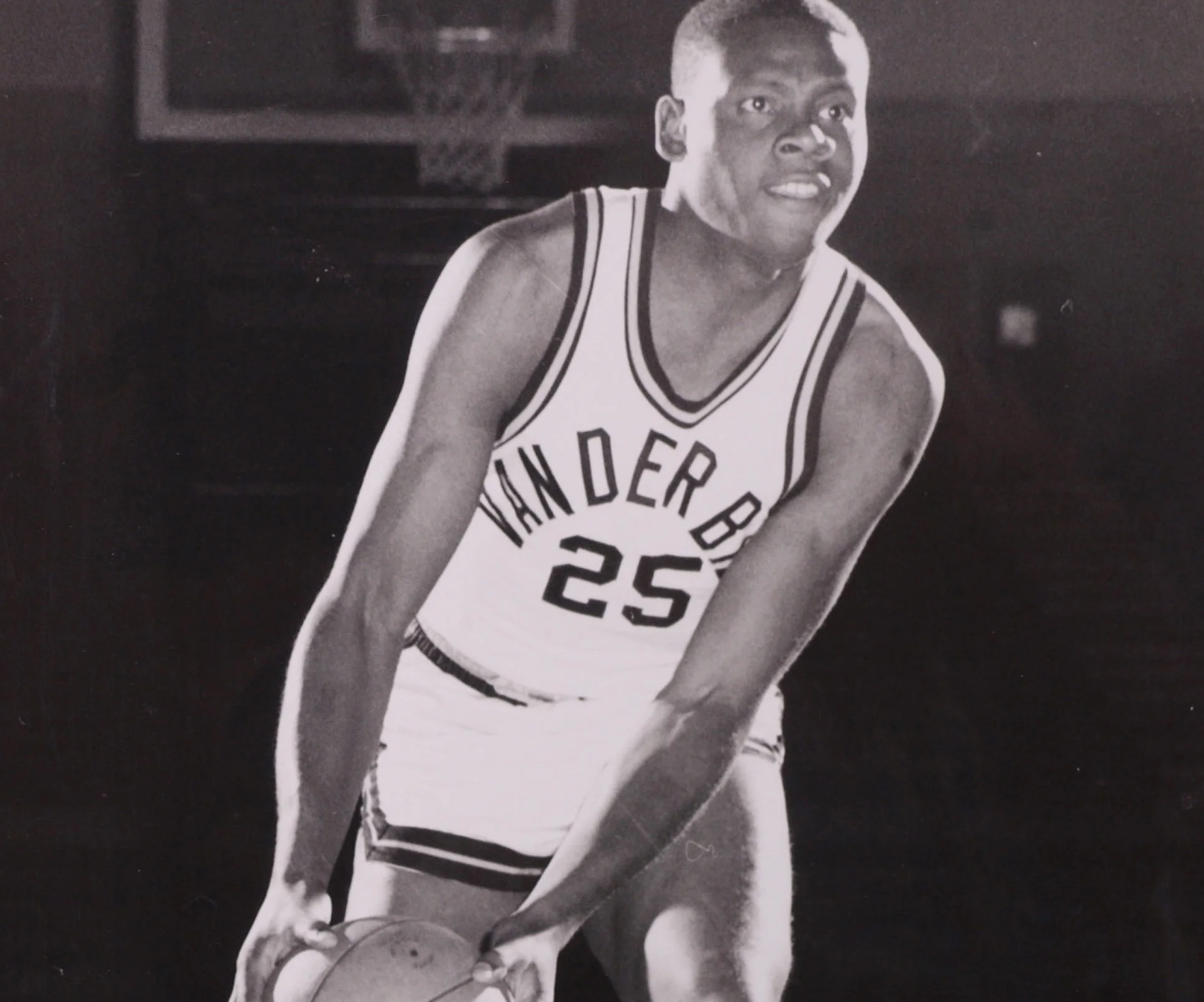 Black and white photo of Perry Wallace during a Vanderbilt basketball game