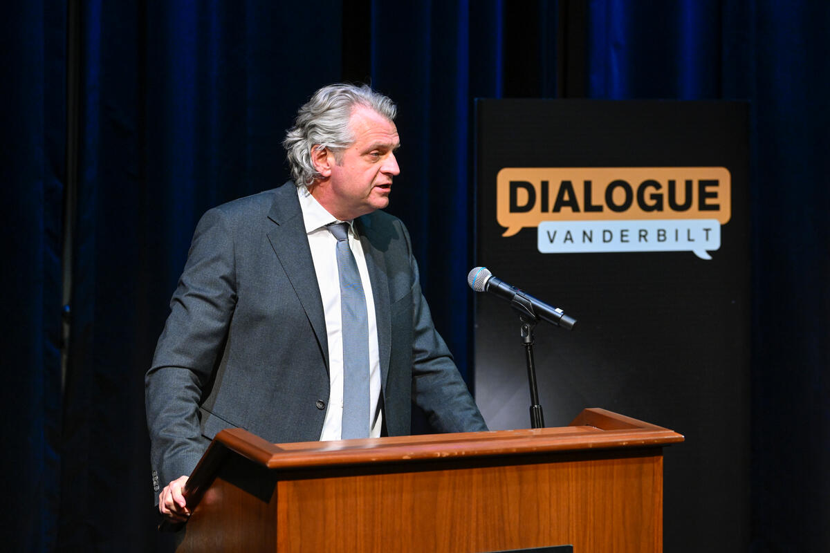 Chancellor Daniel Diermeier addresses the crowd during a Dialogue Vanderbilt event