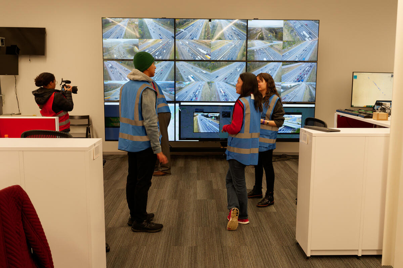 Students monitoring screen showcasing I-24 in Nashville.