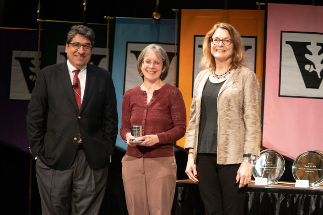 Chancellor Nicholas S. Zeppos, Madison Sarratt Prize for Excellence in Undergraduate Teaching recipient Katherine Friedman and Faculty Senate chair Vicki Greene