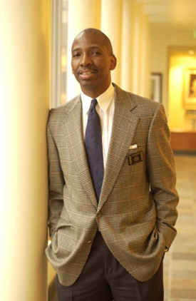 Dobson_Frank_vertical Frank Dobson