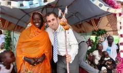 The Boyettes' wedding was so unique for the area that 6,000 people came to witness it.