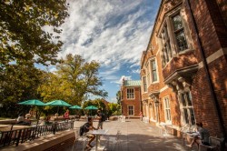 Alumni Hall, home of the Graduate School. (Anne Rayner/Vanderbilt)