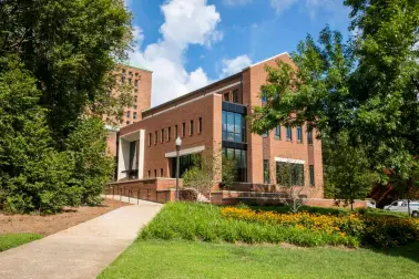 Design by Gilbert, McLaughlin, Casella Architects; construction by Orion Building Corporation. (Anne Rayner/Vanderbilt)
