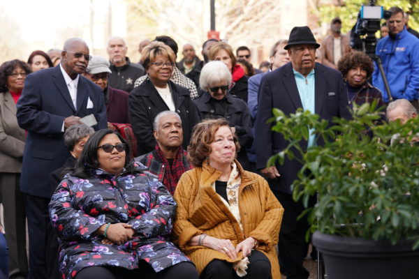 Perry Wallace Way dedication ceremony (l to r) Gabrielle Wallace, Karen Wallace (John Russell/Vanderbilt)