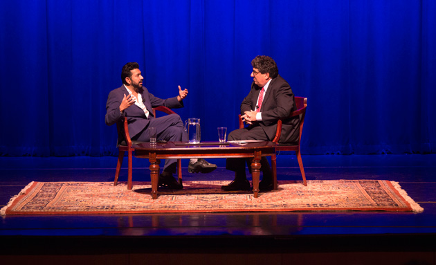 Siddhartha Mukherjee (left) and Chancellor Nicholas S. Zeppos (Anne Rayner/Vanderbilt)
