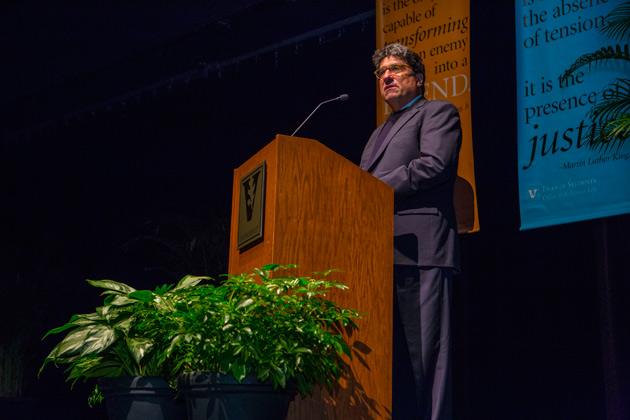 Chancellor Nicholas S. Zeppos at the MLK keynote event Jan. 15 in Langford Auditorium. (Anne Rayner/Vanderbilt)