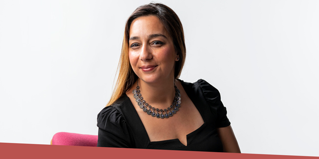 Houra Merrikh, professor of biochemistry