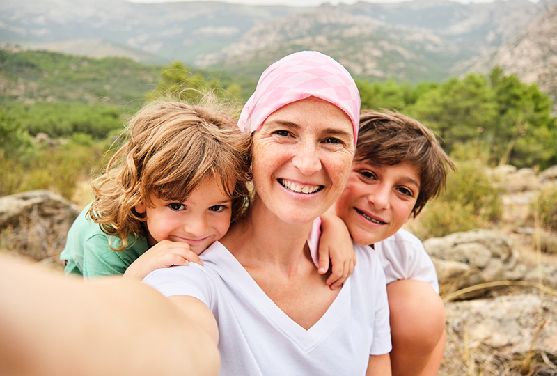 Woman with cancer with family