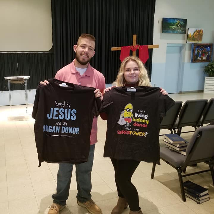 Will Gallagher posing for a picture next to his living organ donor Carissa Buccieri.