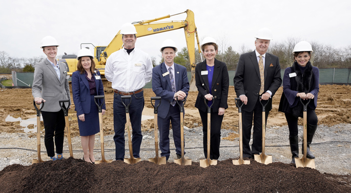 Vanderbilt University Medical Center leaders recently joined with Hendersonville Chamber of Commerce officials, local and county officials and community members to break ground on a new 31,000-square-foot facility in Hendersonville. The new Vanderbilt multi-specialty facility will offer adult outpatient specialty care, along with limited pediatric specialty care and imaging services to the citizens of Sumner and surrounding counties.