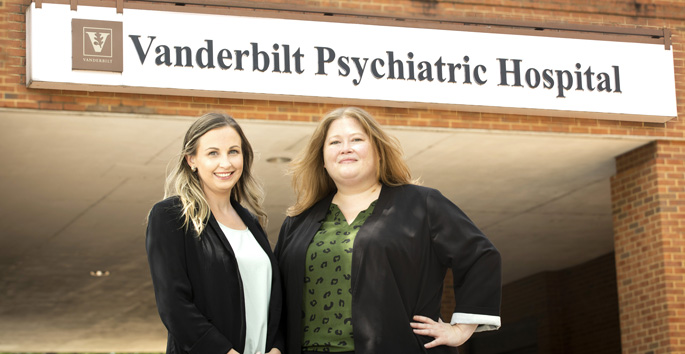Amy Hulings, LCSW, left, and Amy Hulings, LCSW, helped lauch Vanderbilt Psychiatric Hospital’s new social work fellowship program. (photo by Susan Urmy)