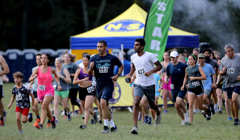 Shade Tree Trot. (photo by Donn Jones)