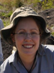 Headshot of Dr. Laurisa DeSantis