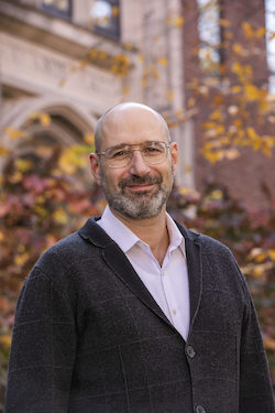 headshot of Shaul Kelner