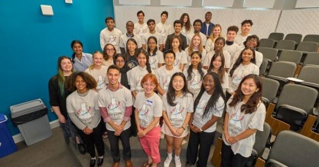 MARC, START and Beckman Scholars share summer research at symposium