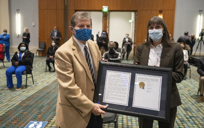 Vanderbilt University physicist honored by Metro Council