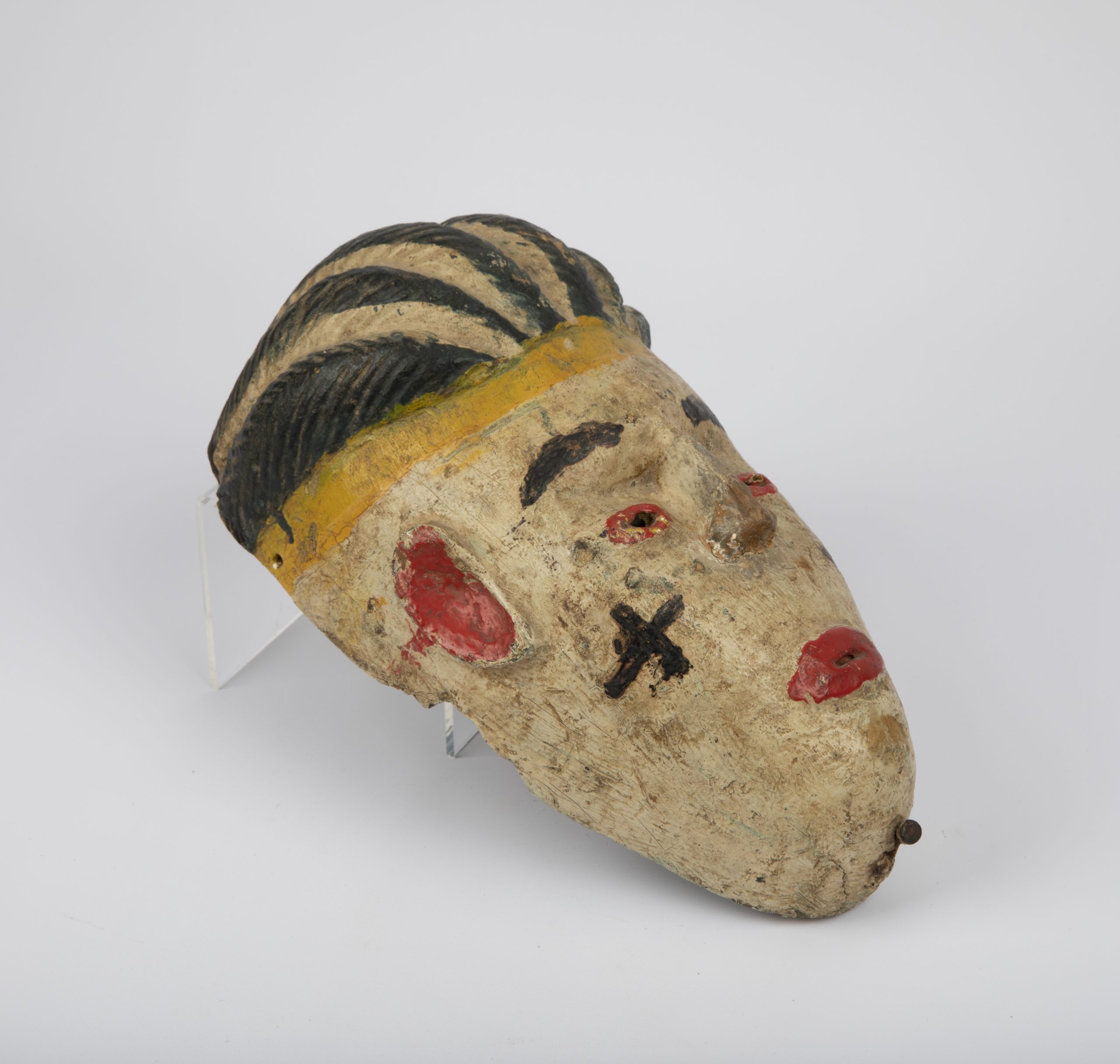 Yoruba mask, Benin, date unknown. Gift of Dr. & Mrs. Otto Billig, Collection of Vanderbilt Unviersity Fine Arts Gallery, 1998.060