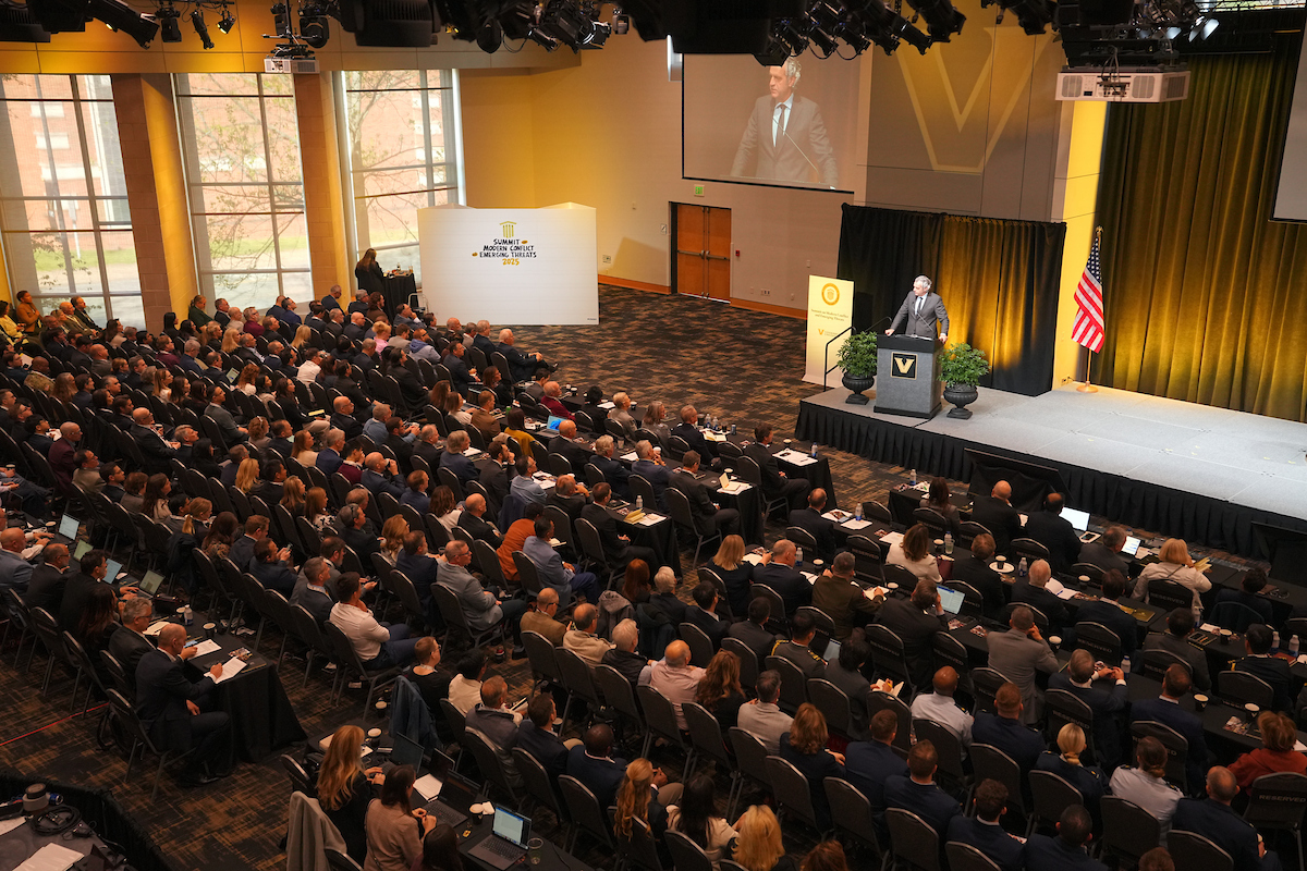 Chancellor Daniel Diermeier addresses the Institute of National Security 2025 Summit on Modern Conflict and Emerging Threats. Photo: Harrison McClary/Vanderbilt University