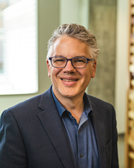 Jesse Spencer-Smith named faculty head of Sutherland House, effective Jan. 1