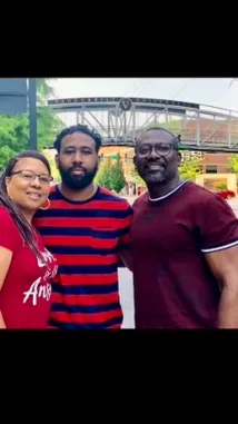 Matthew Nettles and his parents (Submitted photo)