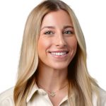 Pictured: Vanderbilt Business Master of Marketing alumna Jen Reynolds