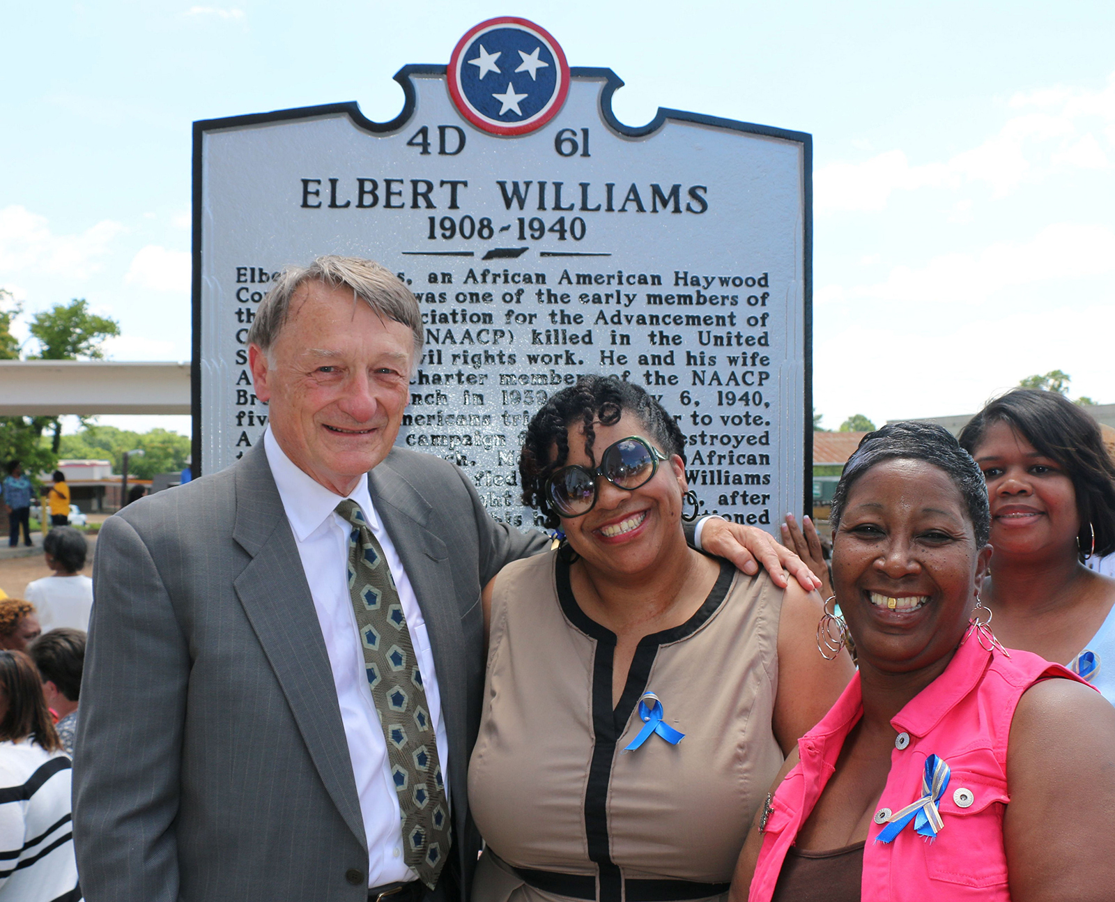 Alumnus Jim Emison with descendants of Elbert Williams at the dedication of Williams' historical marker in 2015