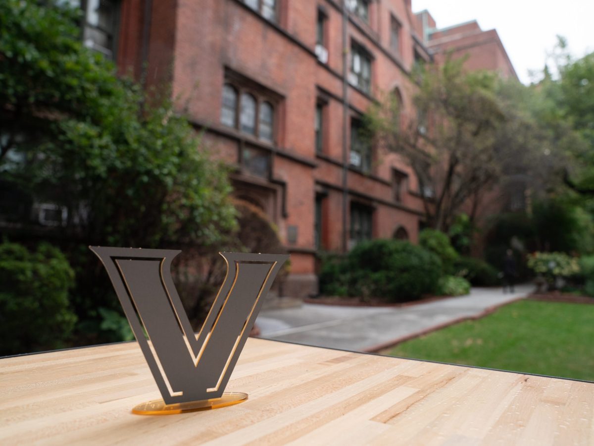 Picture of a Vanderbilt University sign located on the Vanderbilt location in New York City