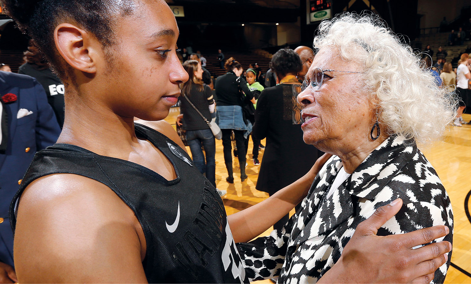 Christa-Reed_Alice-Risby