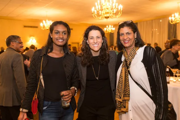 L-r: Samantha Williams, Coach Stephanie White and Gail Carr Williams