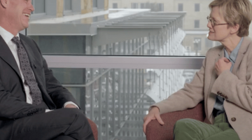 Pictured: Vanderbilt Business Dean Steenburgh Joins Michelle Kennedy for a conversation at Owen Graduate School of Management.