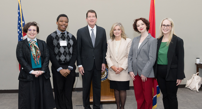 Heather Bloemhard, Jaylan Sims, Sens. Hagerty and Blackburn, Cady Butcher, Julie Harding