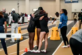 Haley Bishop with teammates Madison Fuller and Ella Escobar (Vanderbilt University)