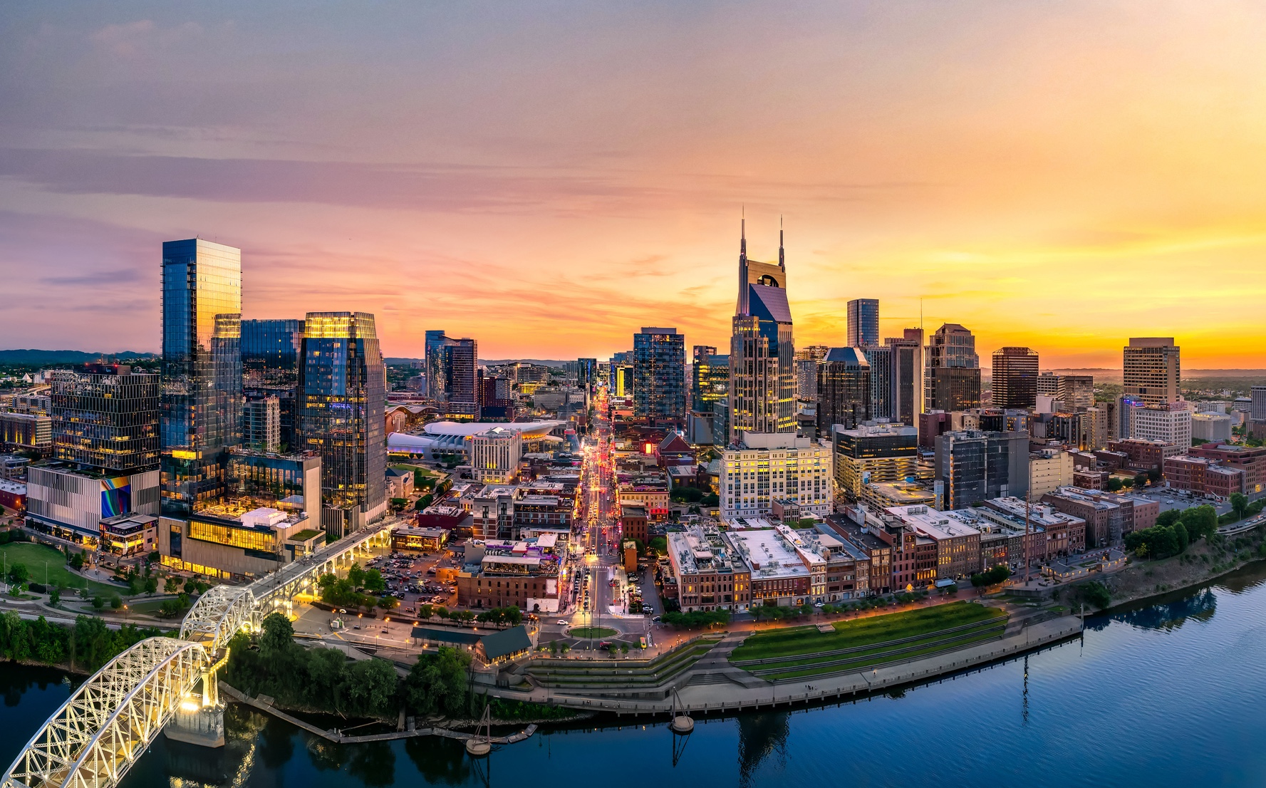 Skyline image of downtown Nashville, Tennessee
