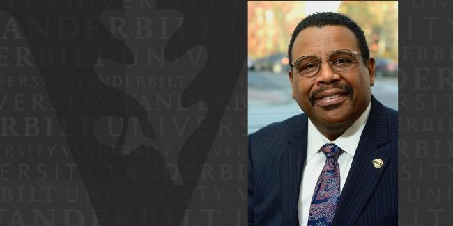 August Washington headshot